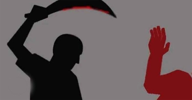প্রেমের প্রস্তাবে রাজি না হওয়ায় কিশোরীকে গলা কেটে হত্যাচেষ্টা, যুবক গ্রেফতার